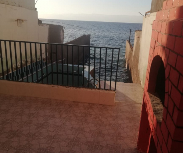 البحر شاليهات حقل على زيارتي لمدينة